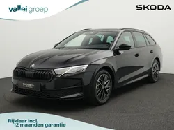 Zwart Gebruikt 2024 Skoda Octavia Business Line Stationwagen | € 38.900