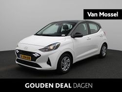 Wit Gebruikt 2024 Hyundai i10 Premium Hatchback | € 17.440 (Eerlijke prijs)