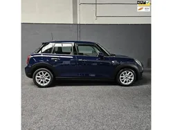 Blauw Gebruikt 2019 Mini ONE Pepper Hatchback | € 16.450 (Eerlijke prijs)