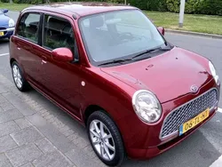 Rood Gebruikt 2006 Daihatsu Trevis Hatchback | € 2.200 (Eerlijke prijs)