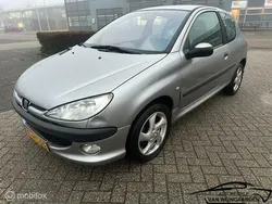 Grijs Gebruikt 2001 Peugeot 206 Hatchback | € 799 (Eerlijke prijs)