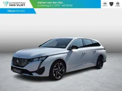 Wit, metallic lak Nieuw 2025 Peugeot 308 Allure Stationwagen | € 40.250 (Eerlijke prijs)
