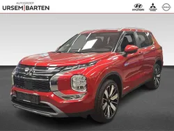 Rood, metallic lak Nieuw 2025 Mitsubishi Outlander Edition SUV | € 54.930 (Eerlijke prijs)