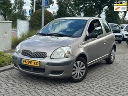 Grijs Gebruikt 2004 Toyota Yaris Hatchback | € 1.250 (Goede deal)