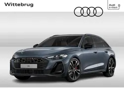 Blauw, metallic lak Nieuw 2025 Audi A5 S-Line Coupé | € 74.025 (Iets duurder)