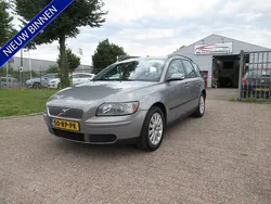 Grijs Gebruikt 2005 Volvo V50 Stationwagen | € 2.750 (Eerlijke prijs)