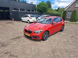 Rood Gebruikt 2019 BMW 118 Executive Hatchback | € 20.950 (Goede deal)