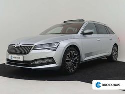 Grijs Gebruikt 2022 Skoda Superb LAURIN & KLEMENT Stationwagen | € 32.200 (Iets duurder)
