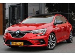 Rood Gebruikt 2021 Renault Mégane IV Bose Edition Hatchback | € 18.950
