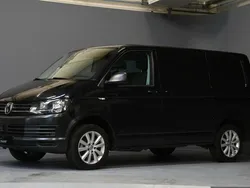 Zwart Gebruikt 2016 VW T6 Van | € 26.950 (Eerlijke prijs)
