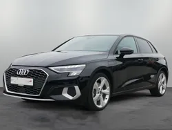 Zwart Gebruikt 2022 Audi A3 Sportback e-tron S-Line Sedan | € 35.900