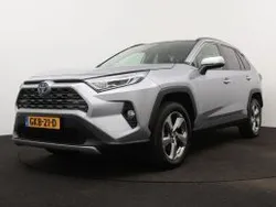 Grijs metallic Gebruikt 2019 Toyota RAV4 Executive SUV | € 31.940 (Eerlijke prijs)
