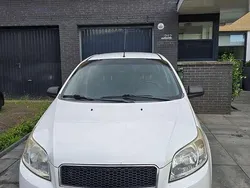 Wit Gebruikt 2010 Chevrolet Aveo Hatchback | € 2.000 (Goede deal)