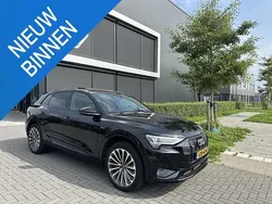 Zwart, metallic lak Gebruikt 2022 Audi e-tron S-Line SUV | € 41.950 (Eerlijke prijs)