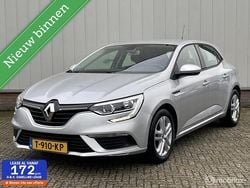 Grijs Gebruikt 2017 Renault Mégane IV LIMITED Hatchback | € 10.450 (Eerlijke prijs)