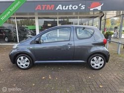 Grijs Gebruikt 2007 Toyota Aygo Hatchback | € 2.499 (Eerlijke prijs)