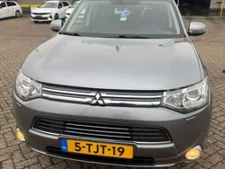 Gebruikt 2014 Mitsubishi Outlander P-HEV Plus SUV | € 8.999 (Goede deal)