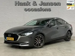 Grijs Gebruikt 2020 Mazda 3 Luxury Sedan | € 19.995 (Eerlijke prijs)