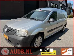 Zilver Gebruikt 2010 Dacia Logan Sedan | € 1.250