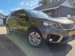 Grijs Gebruikt 2018 Peugeot 5008 MPV | € 9.949 (Duur)
