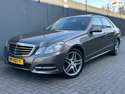 Grijs Gebruikt 2010 Mercedes E500 Avantgarde Sedan | € 14.950