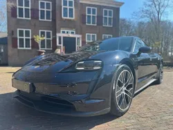 Zwart Gebruikt 2021 Porsche Taycan Performance Package Sedan | € 59.244 (Super prijs)