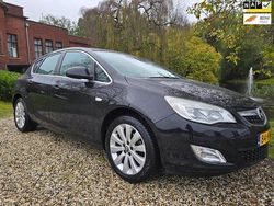 Zwart Gebruikt 2010 Opel Astra Cosmo Hatchback | € 4.999 (Eerlijke prijs)