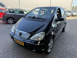 Zwart Gebruikt 2001 Mercedes A190 Elegance MPV | € 1.490