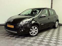 Zwart (metallic) Gebruikt 2011 Renault Clio R.S. Hatchback | € 5.975 (Eerlijke prijs)