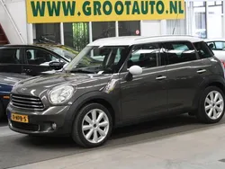 Grijs, metallic lak Gebruikt 2010 Mini Cooper Countryman Chili SUV | € 6.744 (Eerlijke prijs)