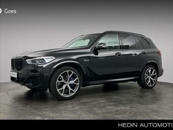 Zwart Gebruikt 2022 BMW X5 Executive SUV | € 65.880 (Eerlijke prijs)