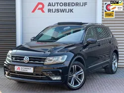 Zwart Gebruikt 2016 VW Tiguan Highline SUV | € 18.950 (Eerlijke prijs)