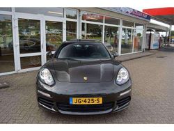 Grijs Gebruikt 2016 Porsche Panamera Hatchback | € 43.000