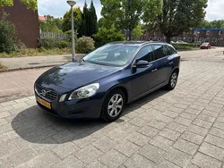 Blauw Gebruikt 2011 Volvo V60 Kinetic Stationwagen | € 4.600 (Super prijs)