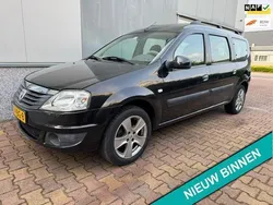 Zwart Gebruikt 2011 Dacia Logan MCV MPV | € 3.749 (Eerlijke prijs)