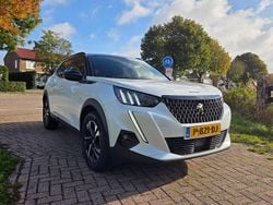 Wit Gebruikt 2022 Peugeot 2008 GT-line SUV | € 17.444 (Eerlijke prijs)