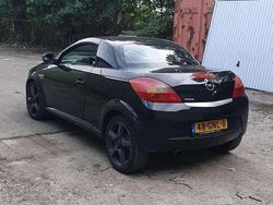 Zwart Gebruikt 2008 Opel Tigra Cabriolet | € 1.750 (Eerlijke prijs)