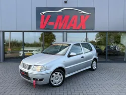 Grijs Gebruikt 2001 VW Polo Trendline Hatchback | € 899 (Eerlijke prijs)