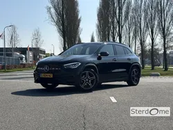 Zwart Gebruikt 2021 Mercedes GLA180 AMG line SUV | € 39.995 (Eerlijke prijs)