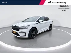 Wit Gebruikt 2024 Skoda Enyaq iV Selection SUV | € 41.990 (Eerlijke prijs)