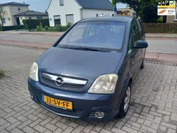 Grijs Gebruikt 2006 Opel Meriva Cosmo MPV | € 999 (Goede deal)
