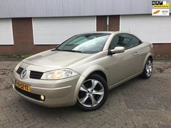 Beige Gebruikt 2006 Renault Mégane Cabriolet Luxe Cabriolet | € 3.950 (Iets duurder)