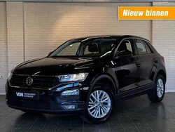 Zwart Gebruikt 2019 VW T-Roc Style SUV | € 17.950 (Eerlijke prijs)