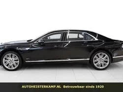 Zwart Gebruikt 2023 Bentley Flying Spur Sedan | € 233.950