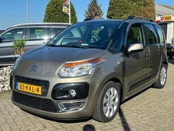 Beige, metallic lak Gebruikt 2010 Citroën C3 Picasso MPV | € 5.950
