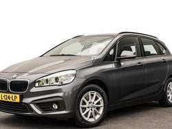 Grijs Gebruikt 2016 BMW 218 Executive Stationwagen | € 15.450 (Goede deal)