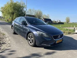 Blauw Gebruikt 2014 Volvo V40 Summum Stationwagen | € 5.999 (Eerlijke prijs)