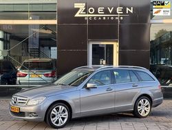 Grijs, metallic lak Gebruikt 2008 Mercedes C200 Avantgarde Stationwagen | € 6.995 (Eerlijke prijs)