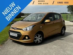 Oranje, metallic lak Gebruikt 2016 Hyundai i10 Comfort Hatchback | € 8.450 (Eerlijke prijs)