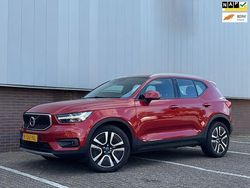 Oranje Gebruikt 2021 Volvo XC40 Business Edition SUV | € 14.950
